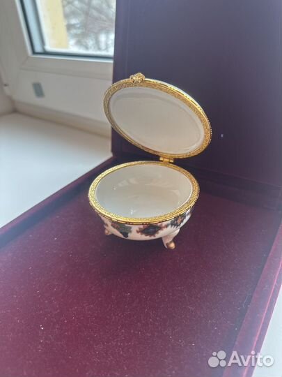 Шкатулка для украшений