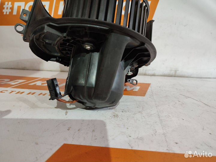 Моторчик печки BMW X5 E70 2008 64116971109