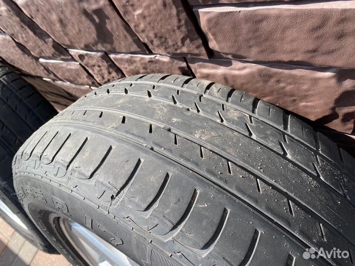Continental ContiCrossContact UHP 235/65 R17