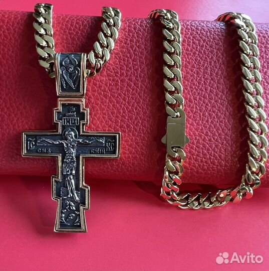 Цепь и крест