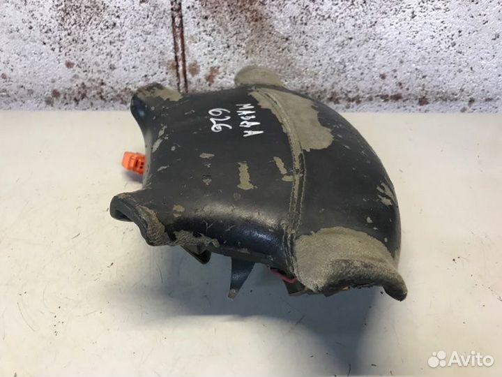 Подушка безопасности в руль Mazda 626 лифтбек 2.0