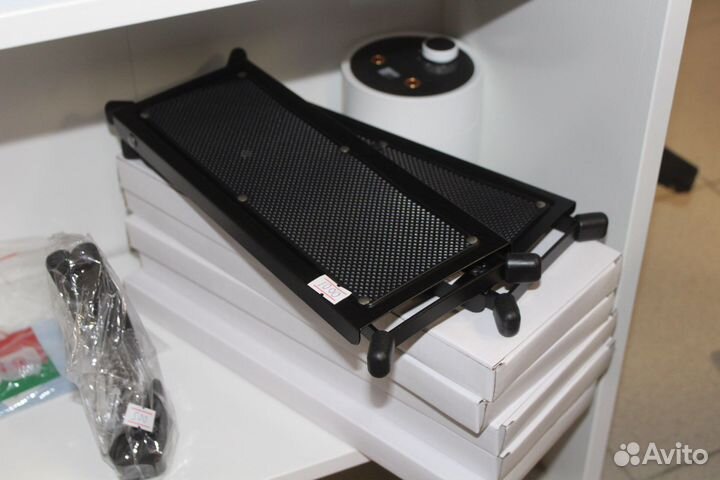 Подставка под ногу гитариста Новая