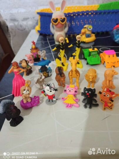 Игрушки от киндеров и по больше