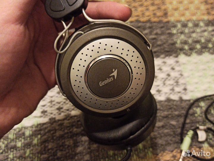 Наушники с микрофоном genius
