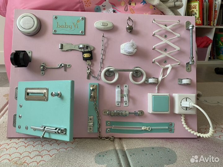 Бизиборд Baby Vi