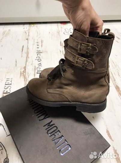 Ботинки осенние