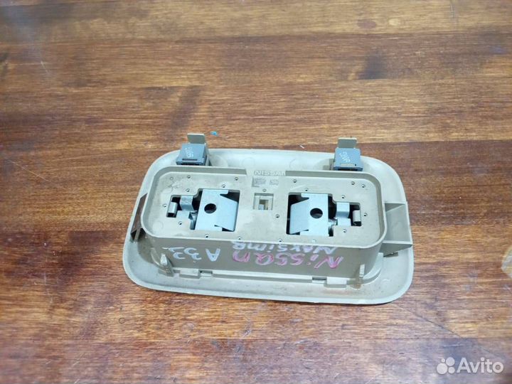 Плафон салона Nissan Maxima A33