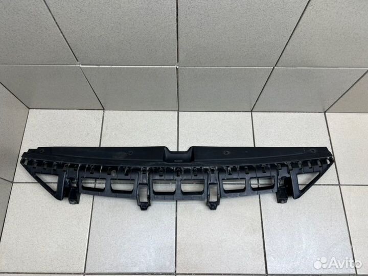 Кожух замка капота Hyundai Solaris седан G4FG 2017