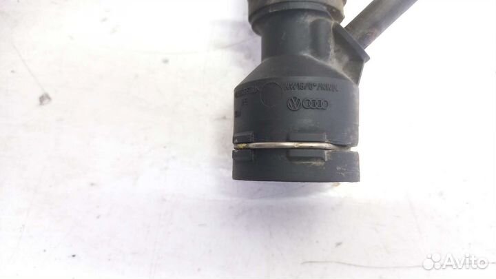 Шланг радиатора верхний Volkswagen Passat CC