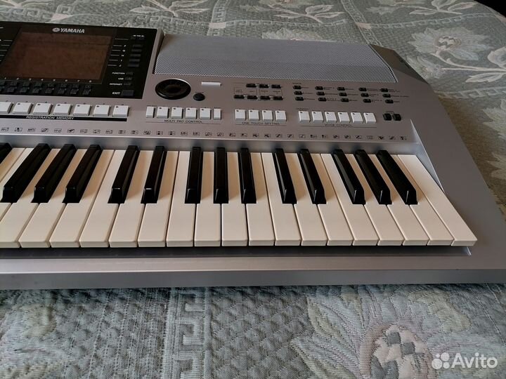 Синтезатор yamaha psr s900