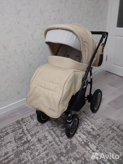 Коляска 3 в 1 Geoby.В отличном состоянии