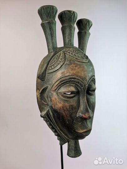 Африканская маска народности Бауле