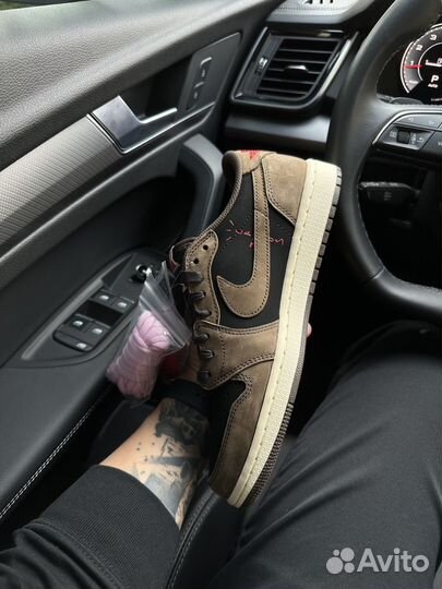 Кроссовки Nike Air Jordan 1 Low Travis Scott