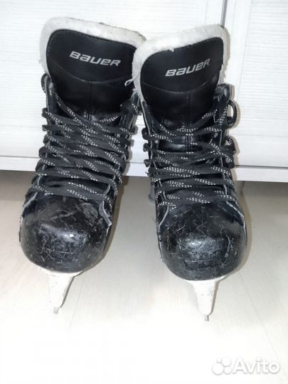 Хоккейные коньки bauer 5R