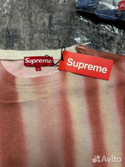 Свитер supreme наличие