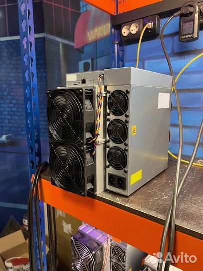 Asic Antminer L7 9050 MH/s Новый в Лизинг