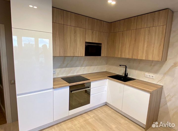 Кухонный гарнитур в стиле модерн