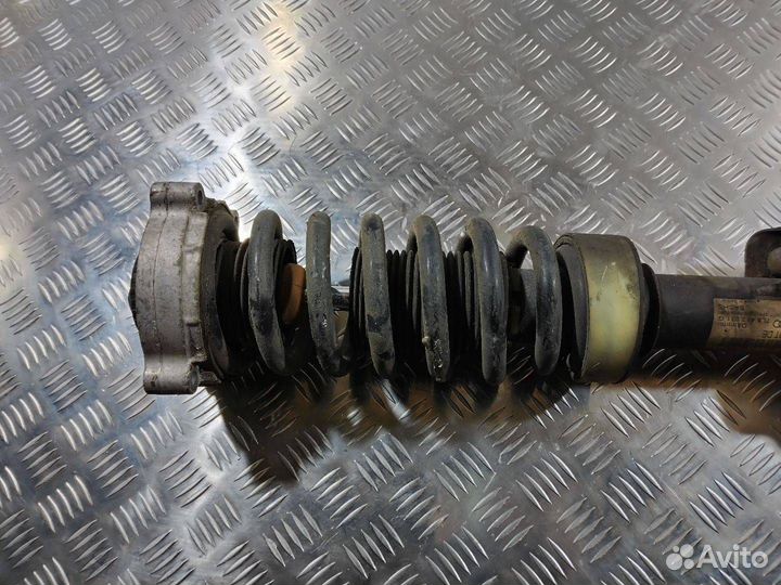 Амортизатор передний левый Audi Q7 4L 2008