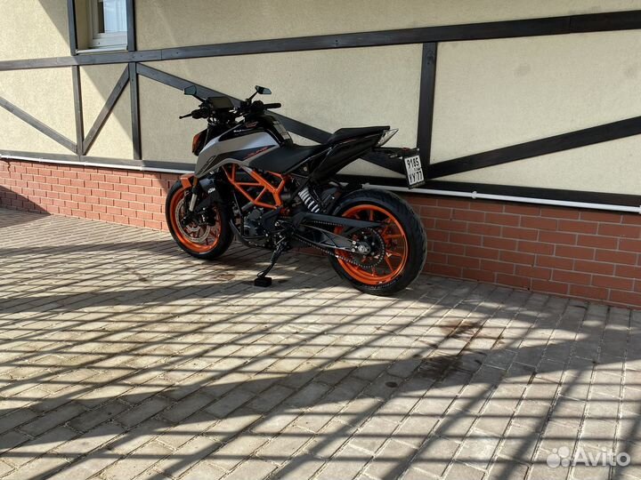 KTM 390 duke