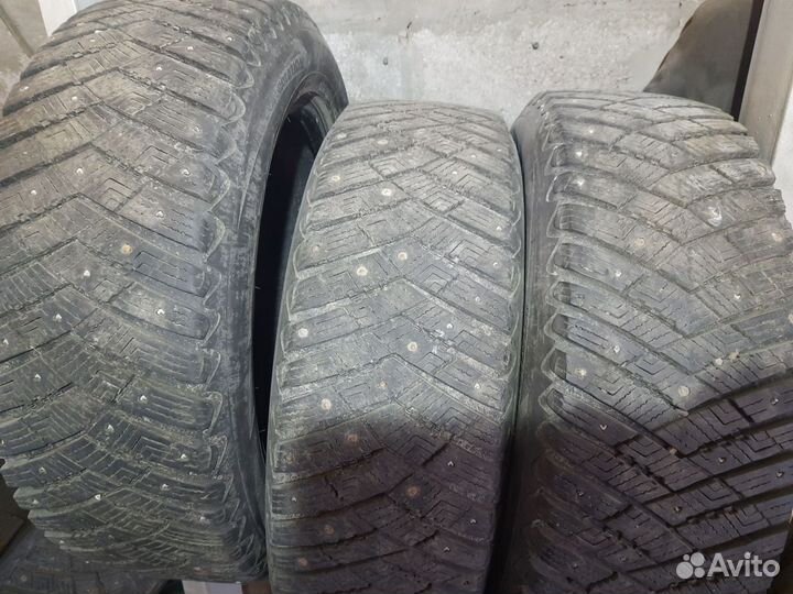 Goodyear UltraGrip Ice Arctic SUV 225/60 R18