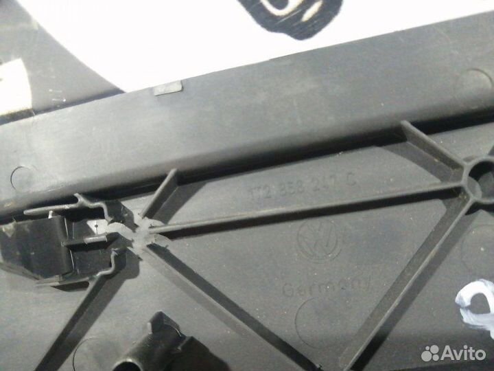 Накладка панели приборов левая Volkswagen Touran