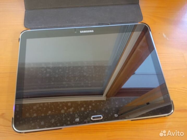 Планшет Samsung Galaxy Tab 4 10.1