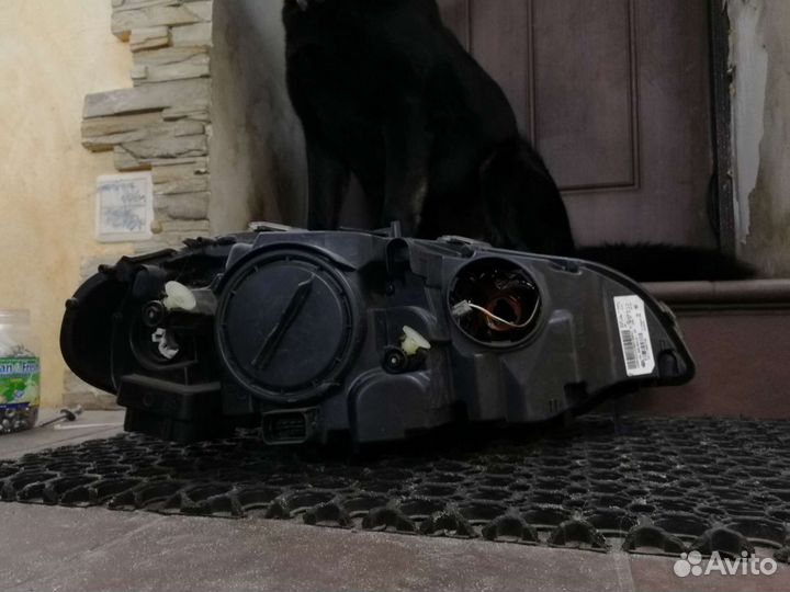 Фара правая BMW X6 E71 hella