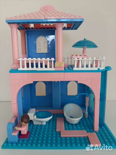 Домик кукольный
