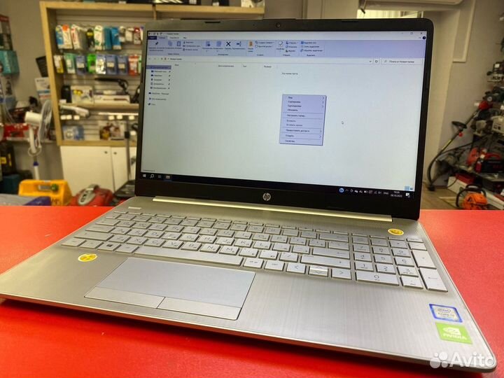 Ноутбук HP Intel core i3-7020u GeForce 110mx