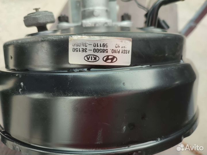 Вакуумный насос на kia Sarento 2008г