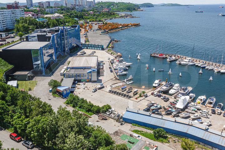 2-к. квартира, 90 м², 13/17 эт.