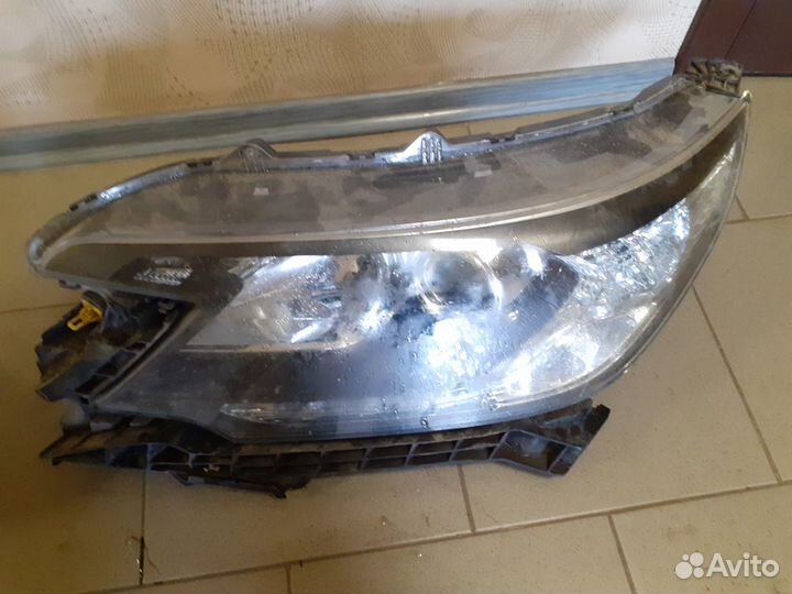 Фара галоген левая хонда CR-V IV