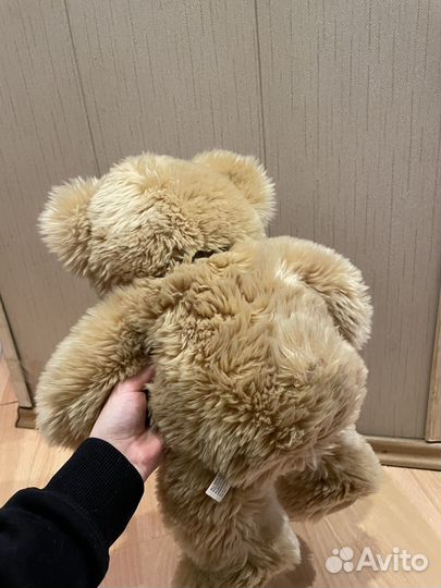 Плюшевый медведь