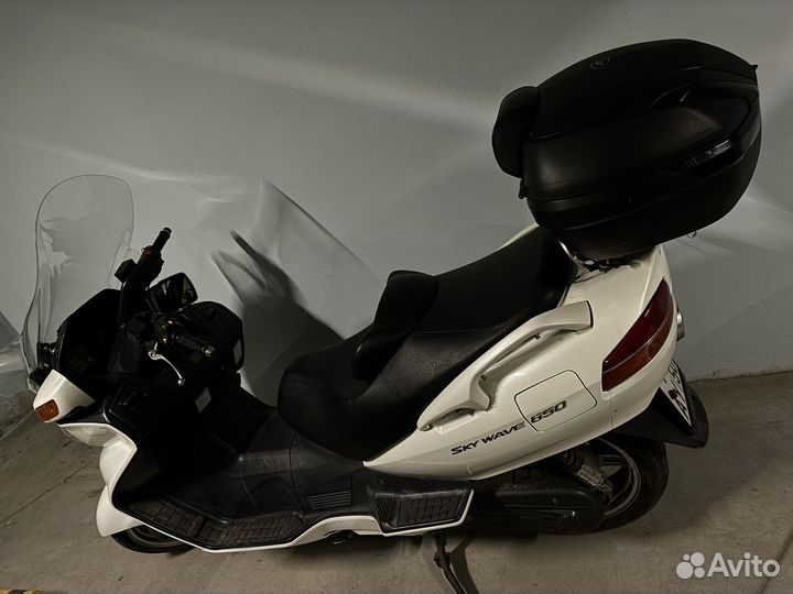 Suzuki SkyWave 650