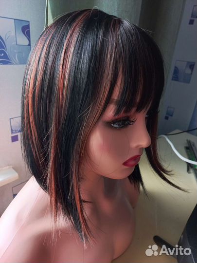 Парик женский