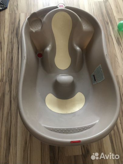Ванночка для купания с подставкой