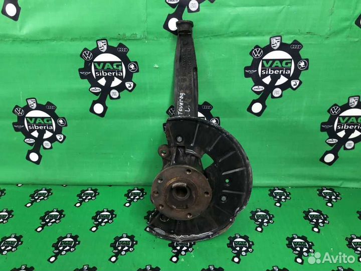 Кулак поворотный передний левый 7L0407257A VW-toua