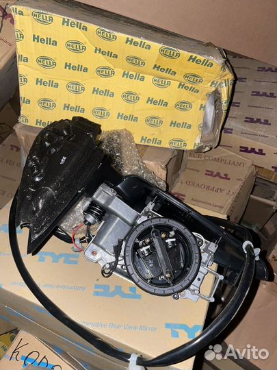 Зеркало боковое левое Audi A4 B6