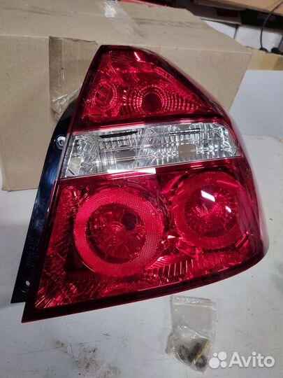 Фонарь задний правый Chevrolet Aveo T250 zaz vida