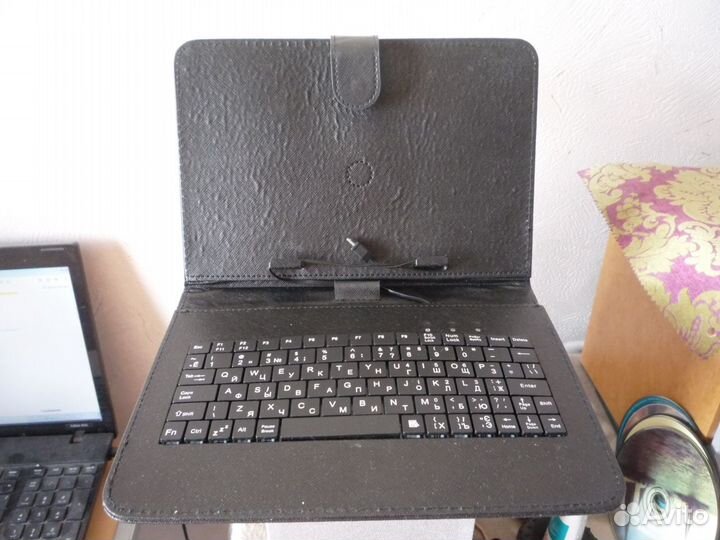 Чехол для планшета 8-10 