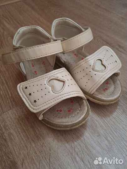 Сандали 24 размер