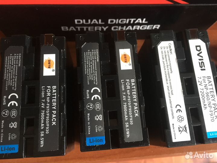 Аккумуляторные батарейки NP-F950 зарядное устройст