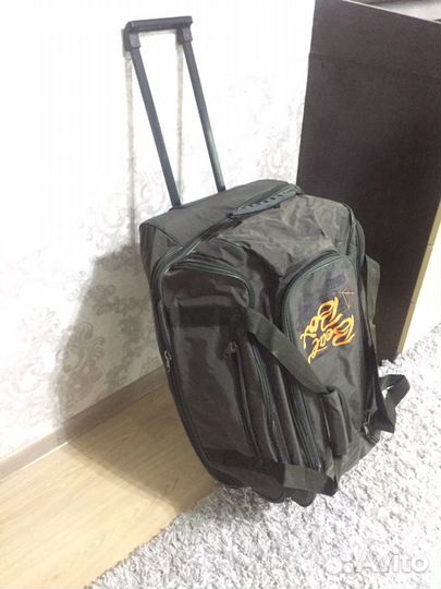 Сумка дорожная на колесах новая