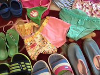Купальники и обувь пляжная для девочки