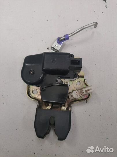 Замок багажника задний Haima 3 седан HM483Q-A 2011