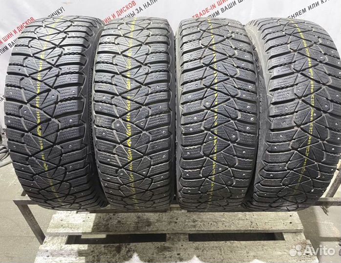 Goodyear Ultragrip 600 215/65 R16 95N