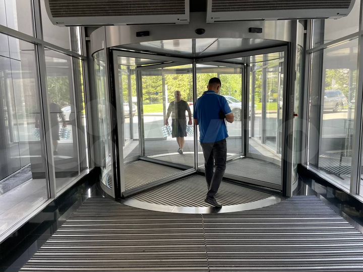 Офис, 86 м² в бц класса 