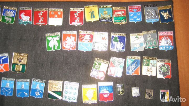 Коллекция значков 