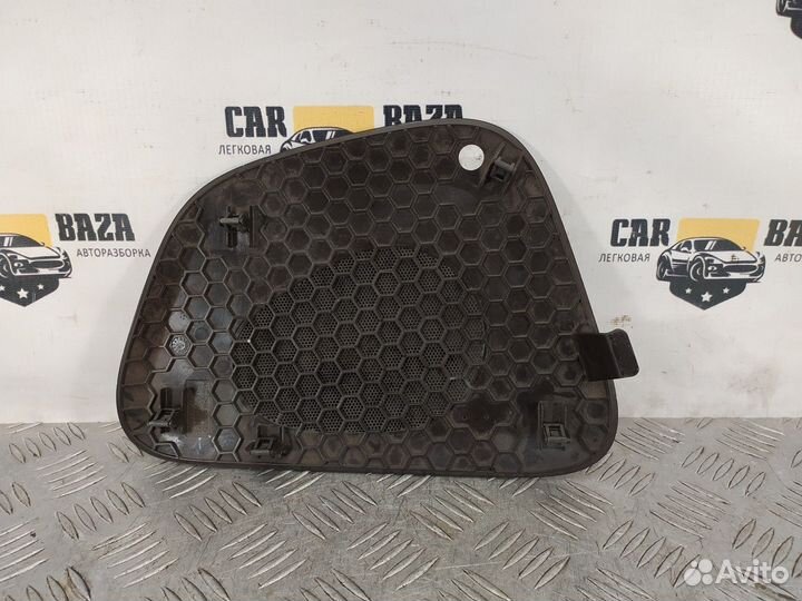 Накладка динамика Volvo XC60