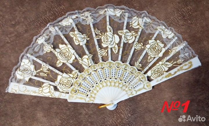 Веер из кружева с цветами (есть 7 цветов)